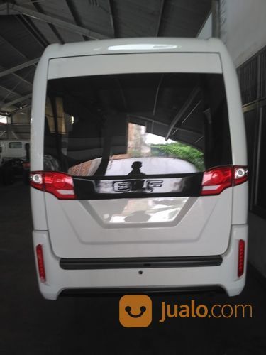 Isuzu Elf Microbus Long 20 Seat