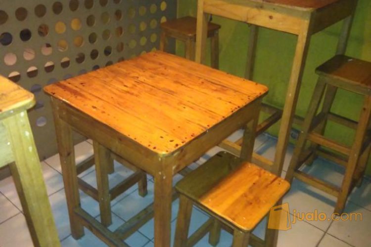 Meja Bangku Ex Kedai Kopi
