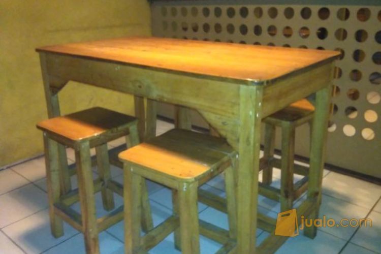Meja Bangku Ex Kedai Kopi