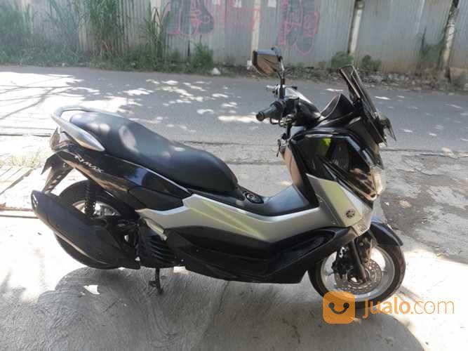 YAMAHA NMAX 2015 HITAM MULUS SEHAT CVT AMAN