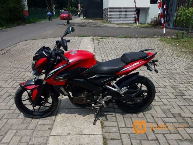 BAJAJ PULSAR NS 200 2014 MESIN SEHAT BODI MULUS