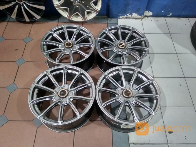 Velg Racing (HSR) Mustang Ring 18 Lebar 7,5 Pcd 5x114,3