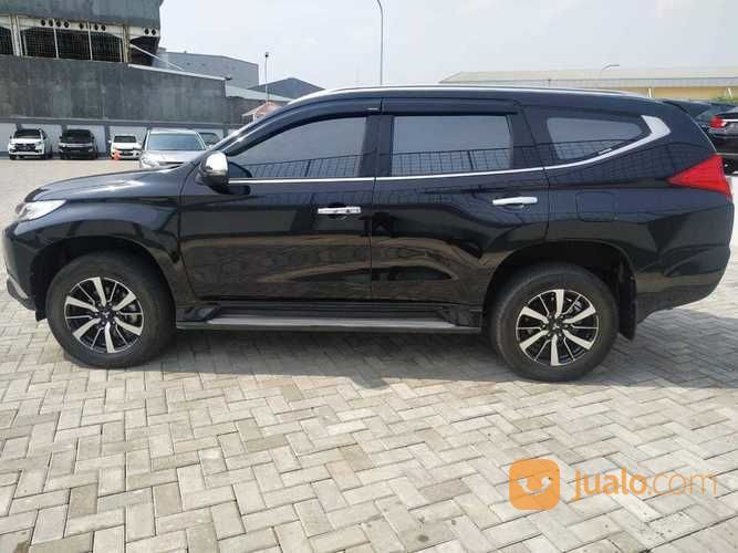 Mitsubishi Pajero Sport Dakar 4x2 AT 2017 Hitam