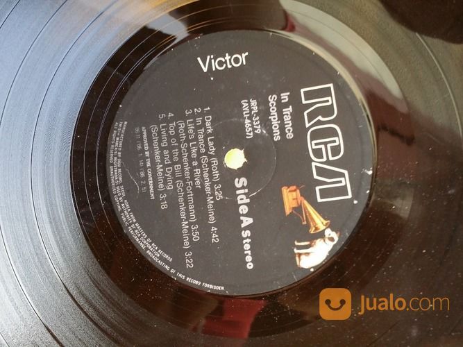 Piringan Hitam Vinyl Scorpions Tanpa Cover