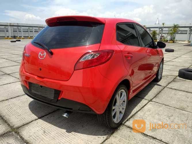 Mazda 2 R 1.5 AT 2011 Merah Syariah