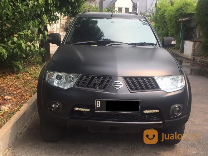 Mitsubishi Pajero Sport Th 2010 Warna Abu Abu Met ( Doff )