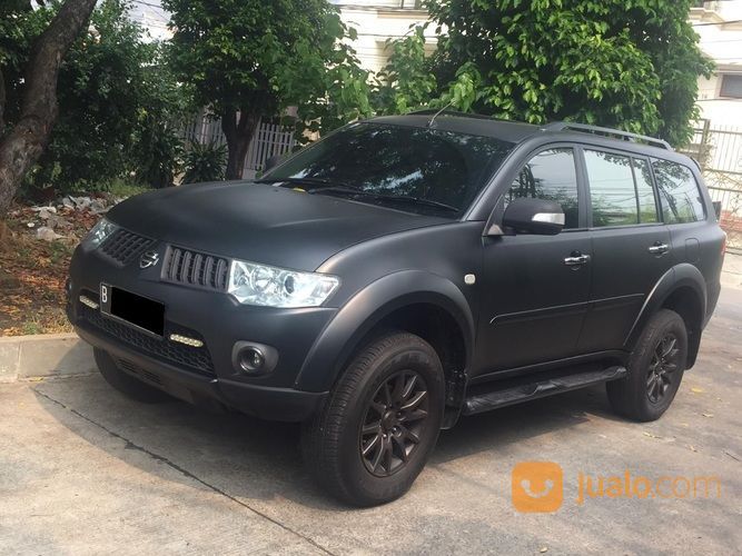 Mitsubishi Pajero Sport Th 2010 Warna Abu Abu Met ( Doff )