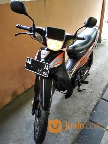 Motor Bekas Yamaha VEGA R 2005 Orange Hitam Lengkap Original