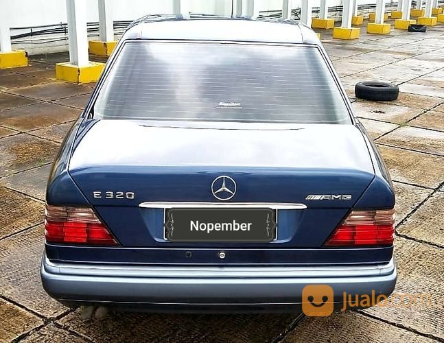 Mercedes Benz E320 Boxer 1994 Biru Metalik