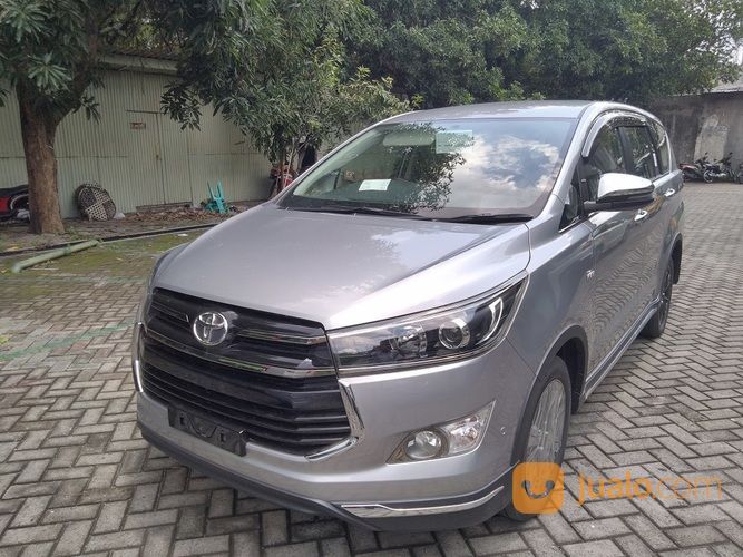 [PROMO SPESIAL JAWA TIMUR] Toyota KIJANG INNOVA VENTURER 2.0 BENSIN AUTOMATIC 2020