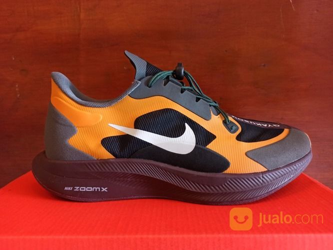 nike orange grey