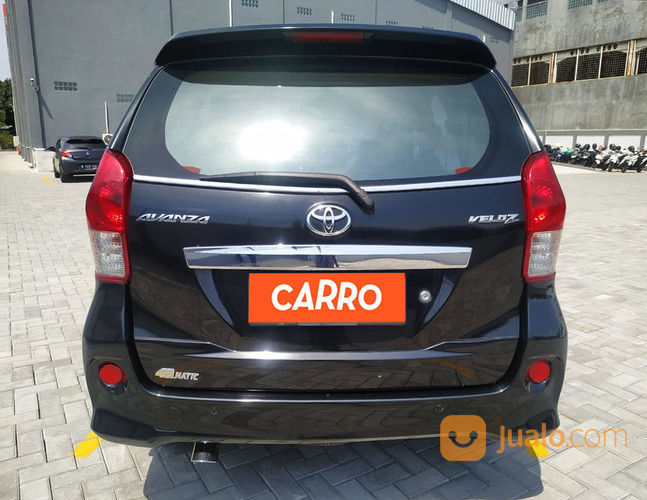 Toyota Avanza Veloz 1.5 AT 2015 Hitam