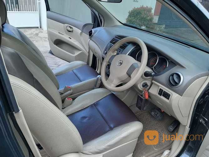 Grand Livina XV Matic 2010 Dp 25jtan