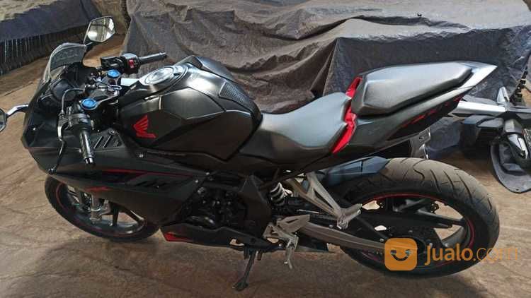 Honda CBR 250RR, Hitam, KLATEN