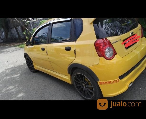 Mobil Chevrolet Aveo Kondisi Baik Harga Murah