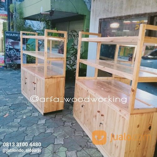 Etalase Display Rak Roti Kue Camilan Di Kab Sidoarjo Jawa Timur Jualo Com