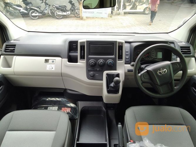 BELI MOBIL DAPAT EMAS Toyota HIACE PREMIO 2020