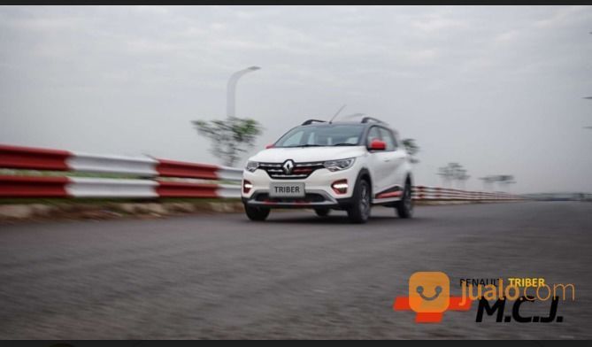 RENAULT TRIBER RXZ MATIC M.C.J Series 2020 Exclusive