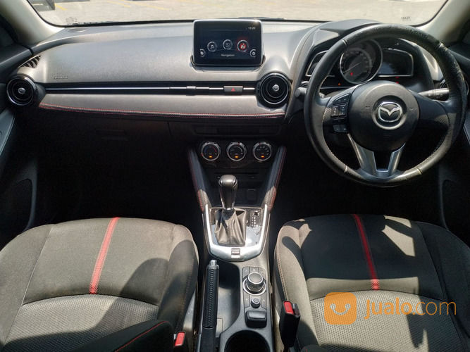 Mazda 2 R Skyactiv 1.5 AT 2014 Merah