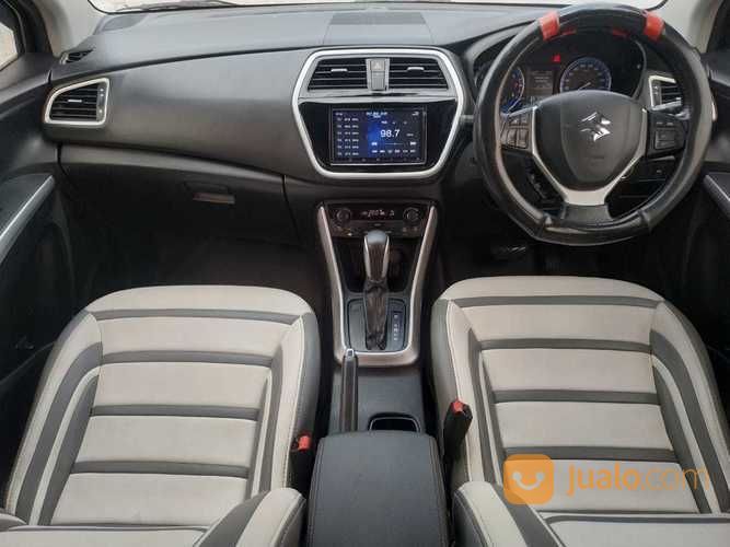 Suzuki Sx4 S-Cross 1.5 2016 Putih