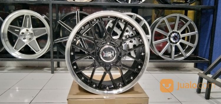 Velg FORMULA R17X75/85 H8X100/114,3 ET30 BML