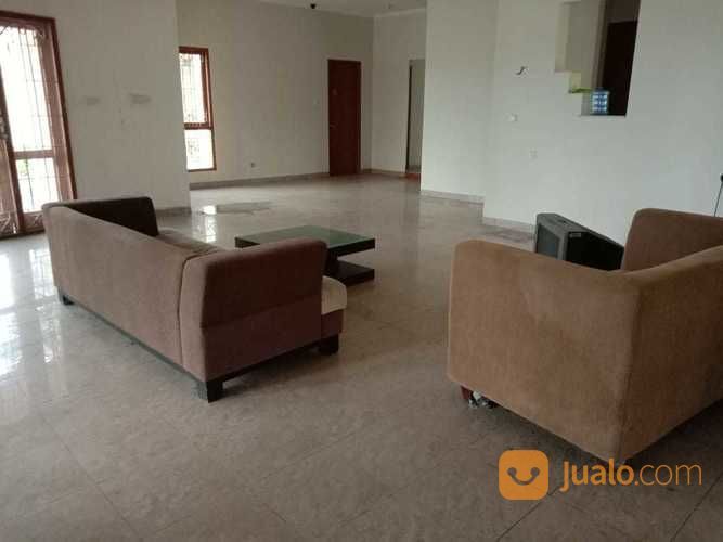 Villa Mewah Rainbow Hills Golf Club' Sentul Bogor.