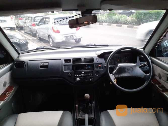 Toyota Kijang Krista MT 1997
