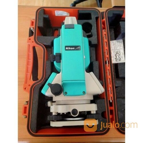 Total Station Nikkon NPL-322+5P Bekas