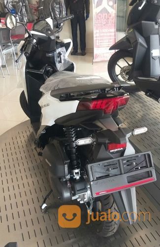 Honda Vario 125 ISS ( Promo Credit ) 2021