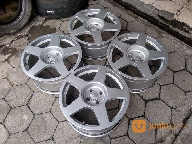 Velg Only Fiveten 52 R17x8 ET40 Pcd 4x100 (4pcs)