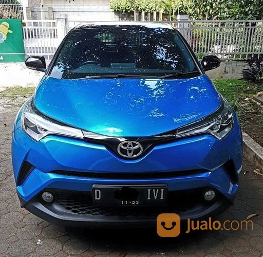 Toyota C-HR 1.8L Dual Tone Low Km Seperti Baru