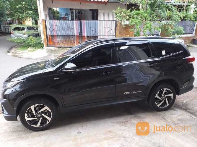 TOYOTA RUSH S MT TRD SPORTIVO 2018 HITAM ISTIMEWAH