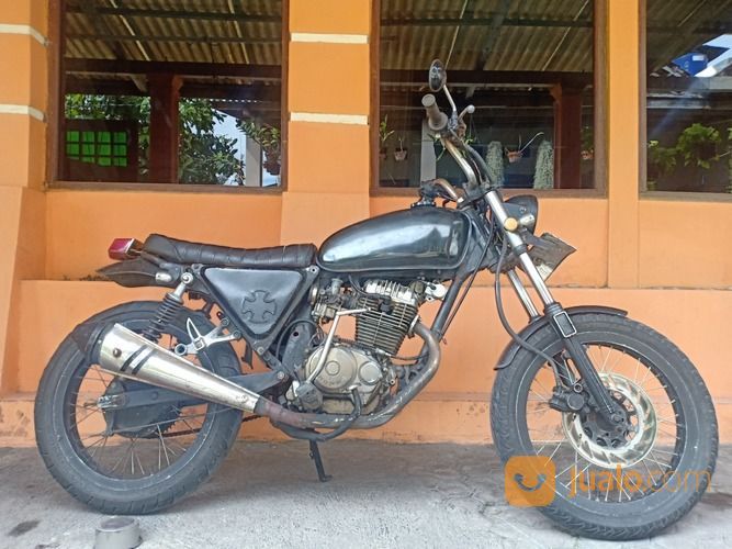 Motor Bekas - GL Pro Tahun 2002 - Mesin Masih Sehat, Kelistrikannya Masih Bagus