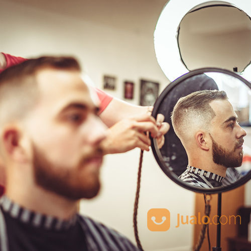 Les Kursus Potong rambut- Street Barber School