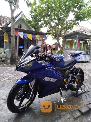 Yamaha R15 V2 Thn.2014