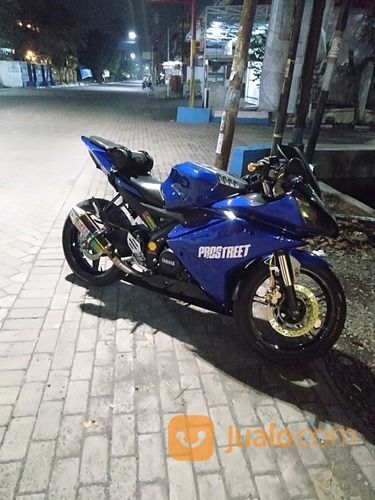 Yamaha R15 V2 Thn.2014