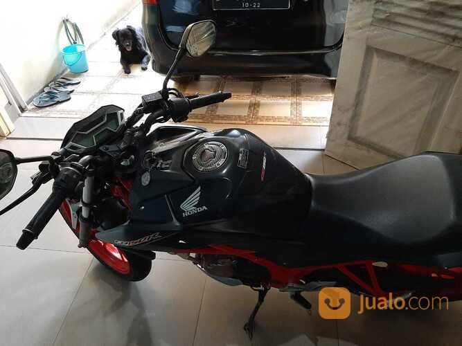 Motor Honda CB150R Special Edition Tahun 2016 Gress