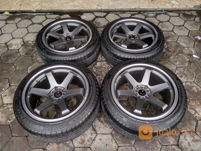 Bekasan Velg HSR Tokyo Ring 19x8,5/9,5 ET40/30 Pcd 5x100, 5x114 + Ban