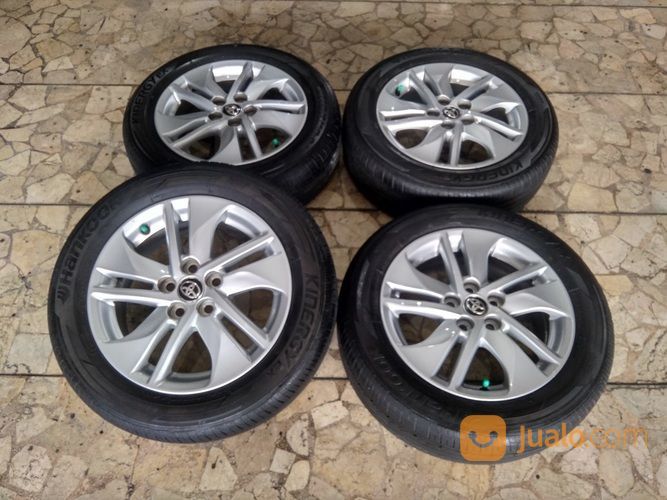 Bekasan Velg Sienta Ring 15x5,5 ET39 Pcd 5x100 + Ban