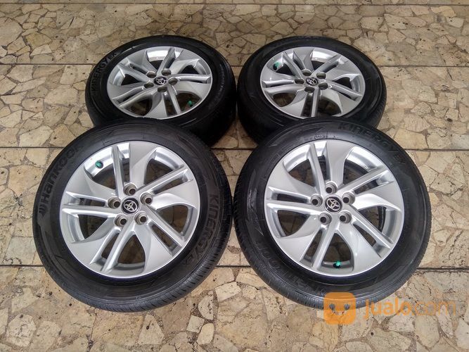 Bekasan Velg Sienta Ring 15x5,5 ET39 Pcd 5x100 + Ban