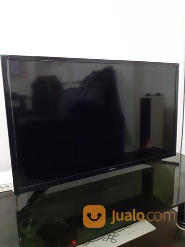 SAMSUNG HD TV 32" Like New 100% Baru Beberapa Bulan Pemakaian