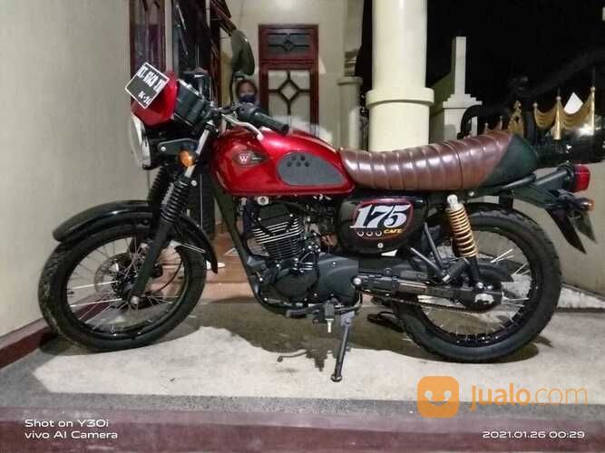 Kawasaki W175 Cafe Tahun 2019 Kilometer Low