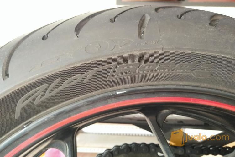 -Velg Ori R25 4 Inch dan Ban Michelin Pilot Road 4 160/60-