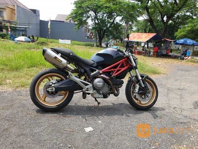 Ducati Monster 795 Tahun 2014