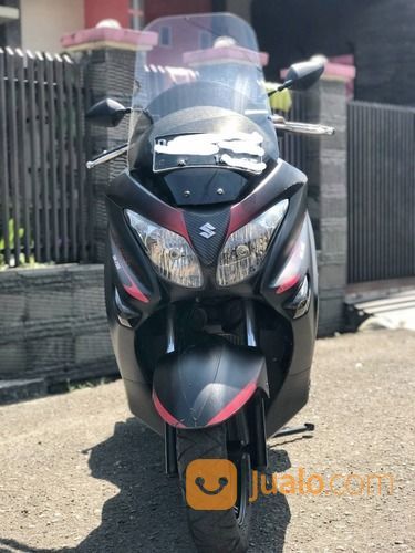 Suzuki Burgman 200cc Tahun 2015 Kondisi Bagus, Tangan Pertama, Body Full Wrap