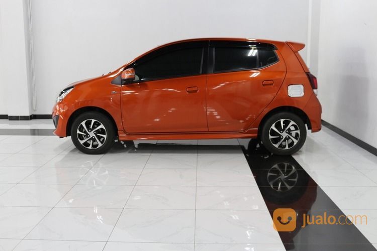 Daihatsu Ayla 1.2 R MT 2018 Orange