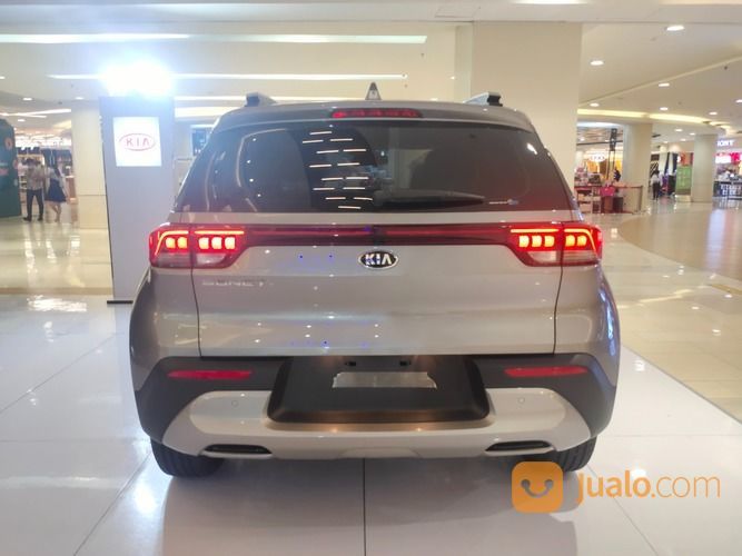 Kia Sonet Dynamic 2021 Matic Silver Ready