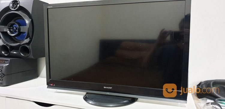 TV LED Sharp 32 Inch, Kondisi Mulus Siap Pakai