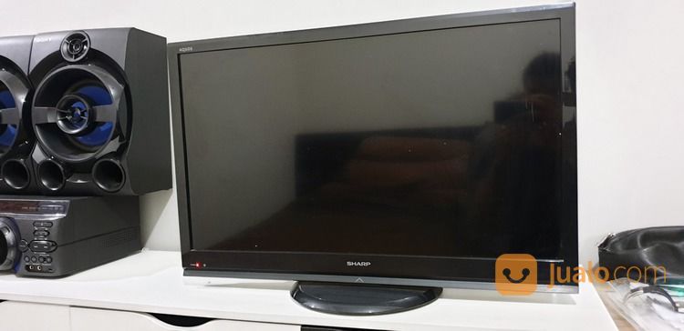 TV LED Sharp 32 Inch, Kondisi Mulus Siap Pakai