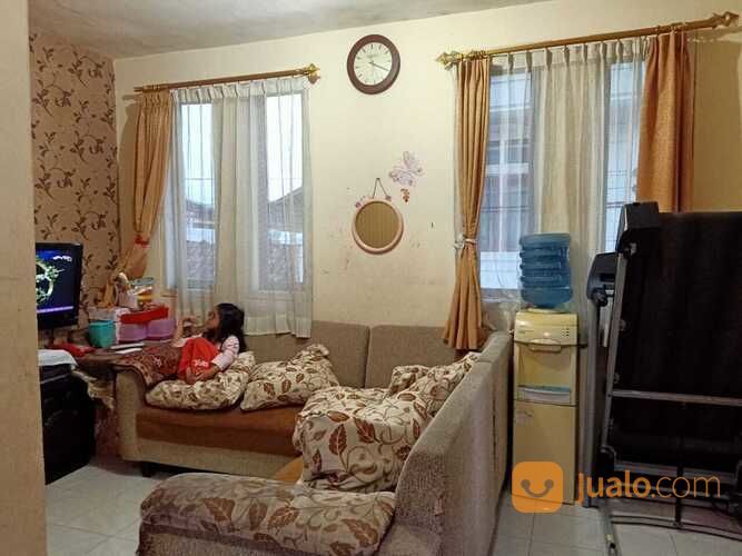 Rumah 4 Kamar Dekat Taman Tegalega Di Jl. Kotabaru Bandung